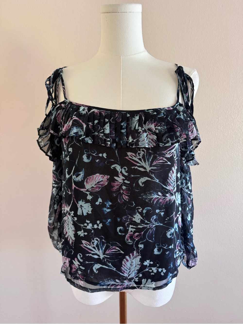 Ella Moss Navy Floral Ruffled Cold-Shoulder Top